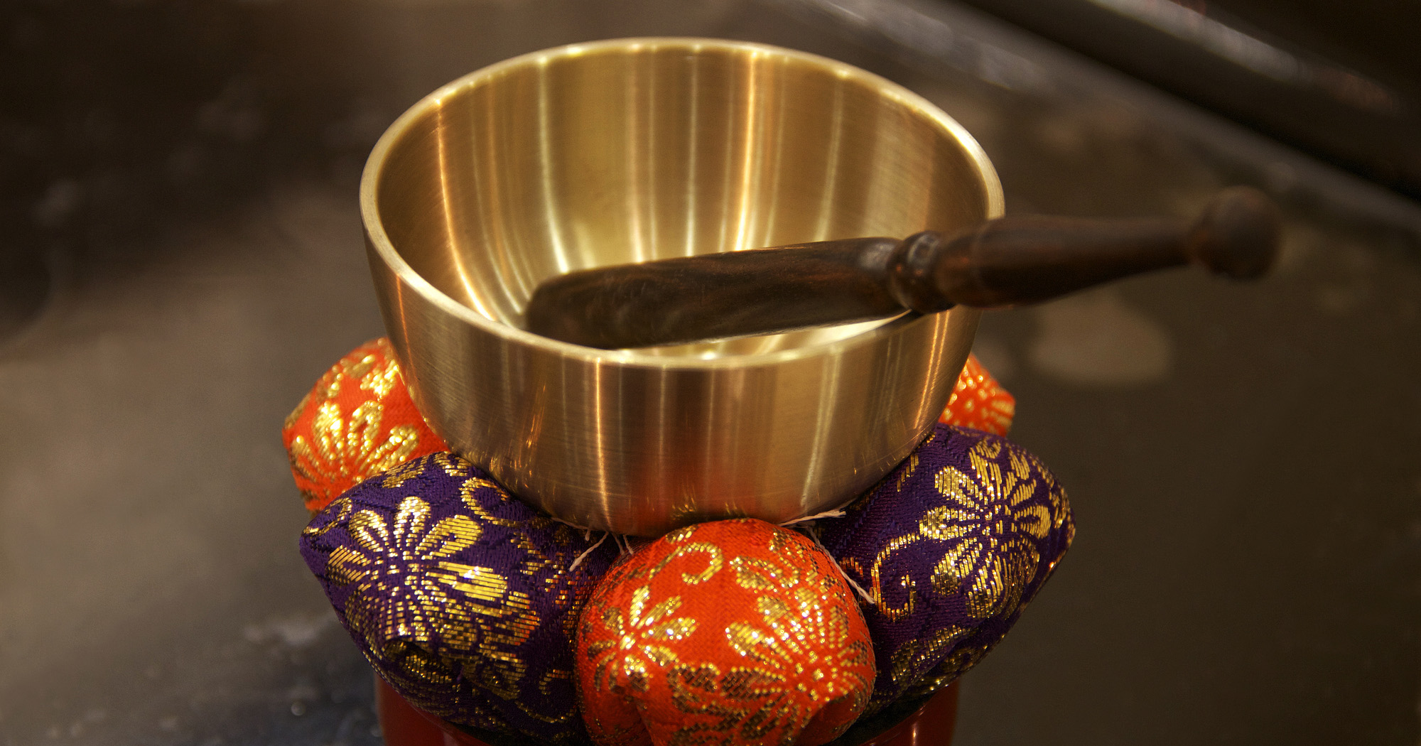 りん お寺で使う様な大きさです。