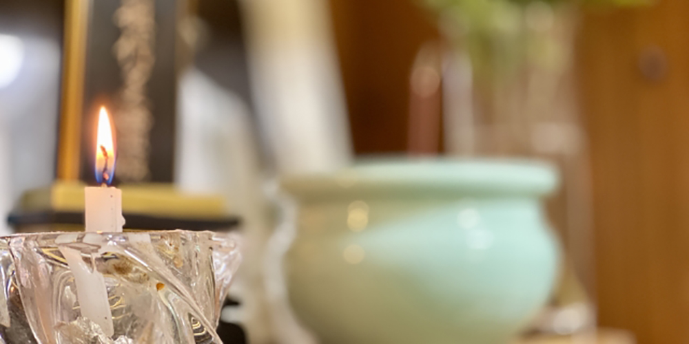 手元供養とは？種類や費用を解説