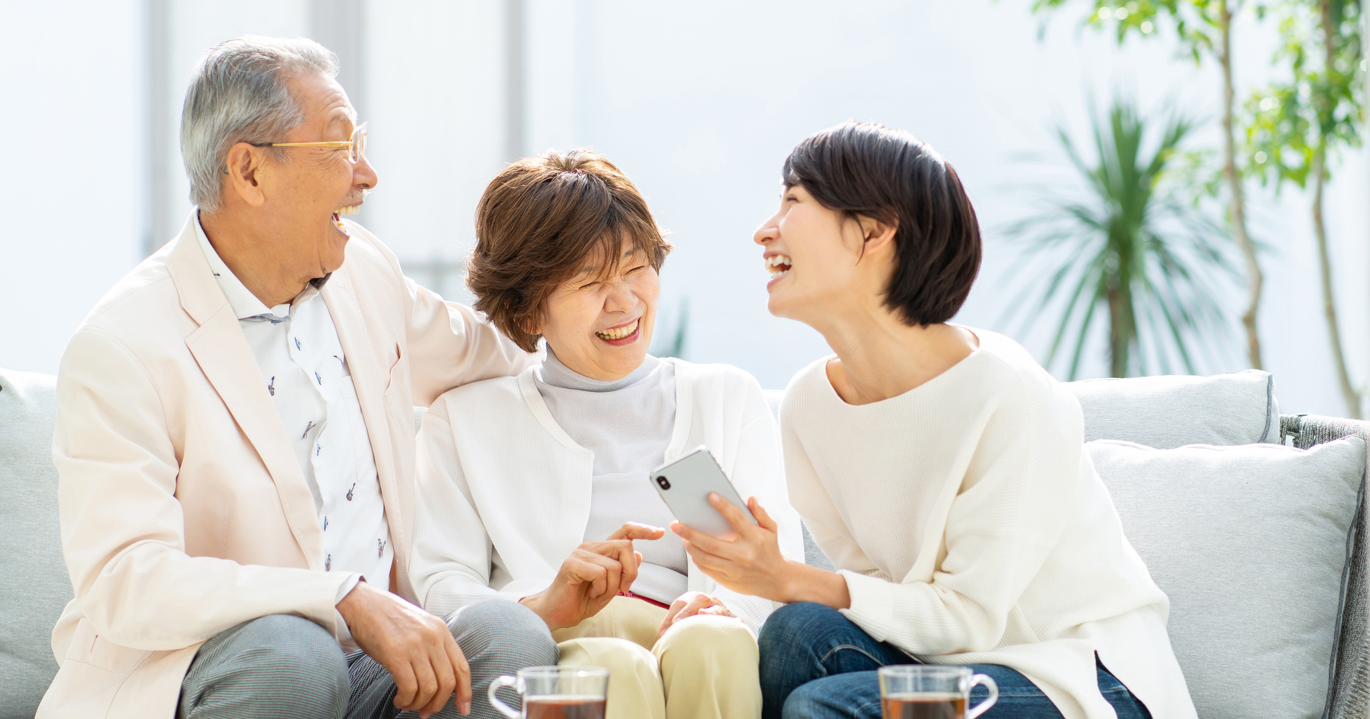 仏壇の役割とは？家族や自分の心の悲しみケアと見直される仏壇の意義