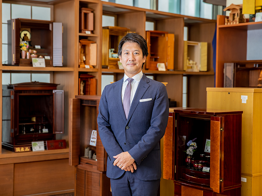 仏壇・仏具を探している人は必見!実は近くの百貨店の中、「安田松慶堂」で売ってます!