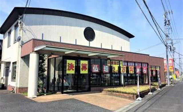 大黒屋仏壇店 小牧店 外観写真