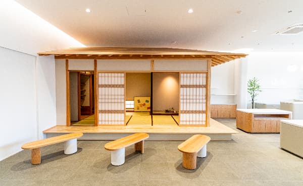 江頭仏壇店　ギャラリー彌榮（いやさか）内観写真2